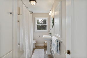  Photo 39