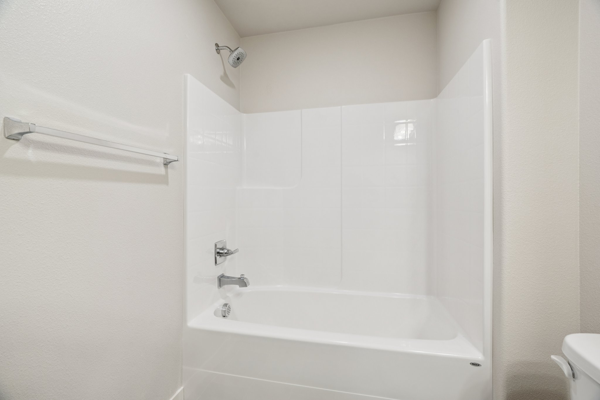 SW Snowdale St h 102-S1402-025.jpg