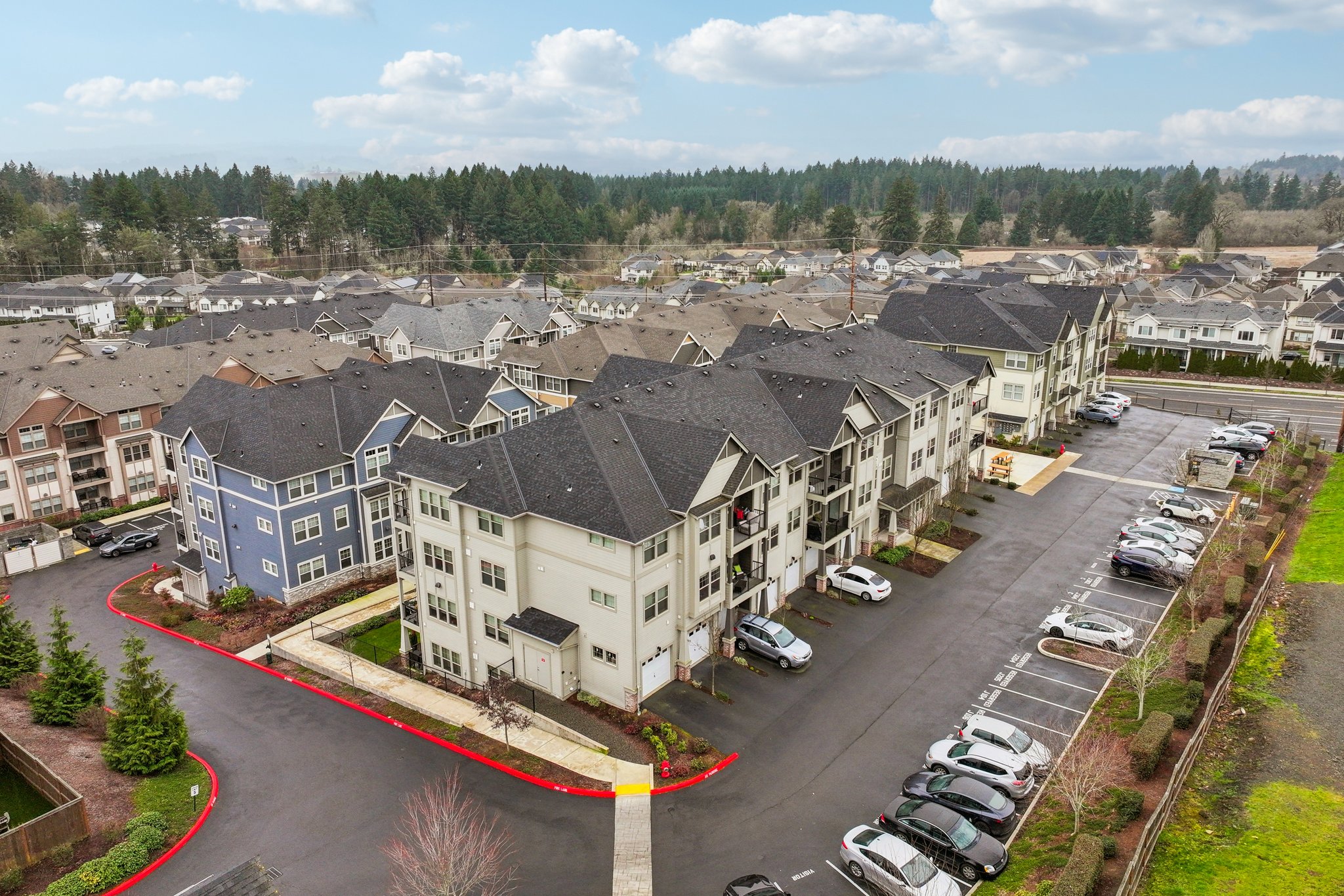 SW Snowdale St h 102-S1402-034.jpg