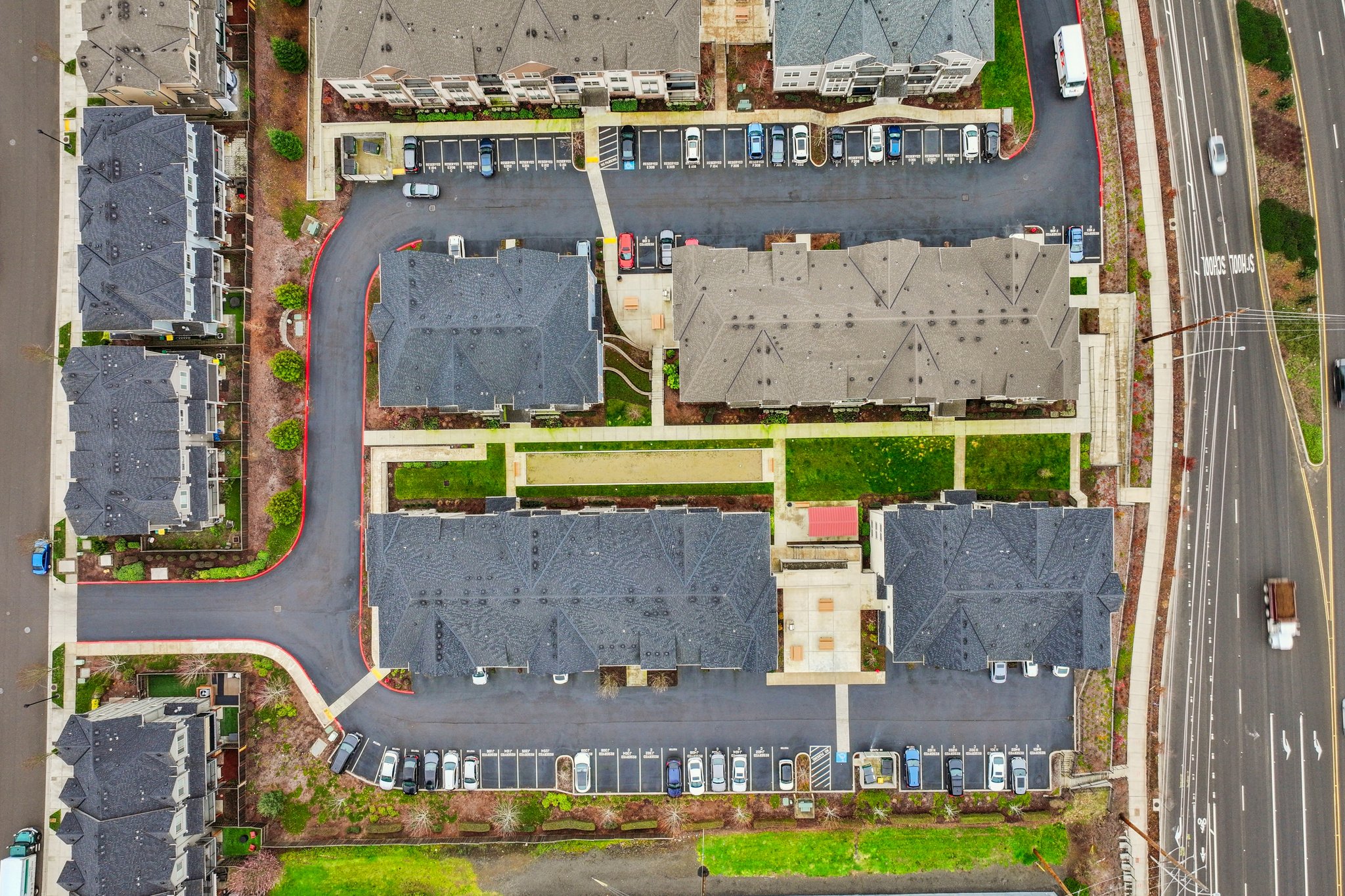 SW Snowdale St h 102-S1402-035.jpg