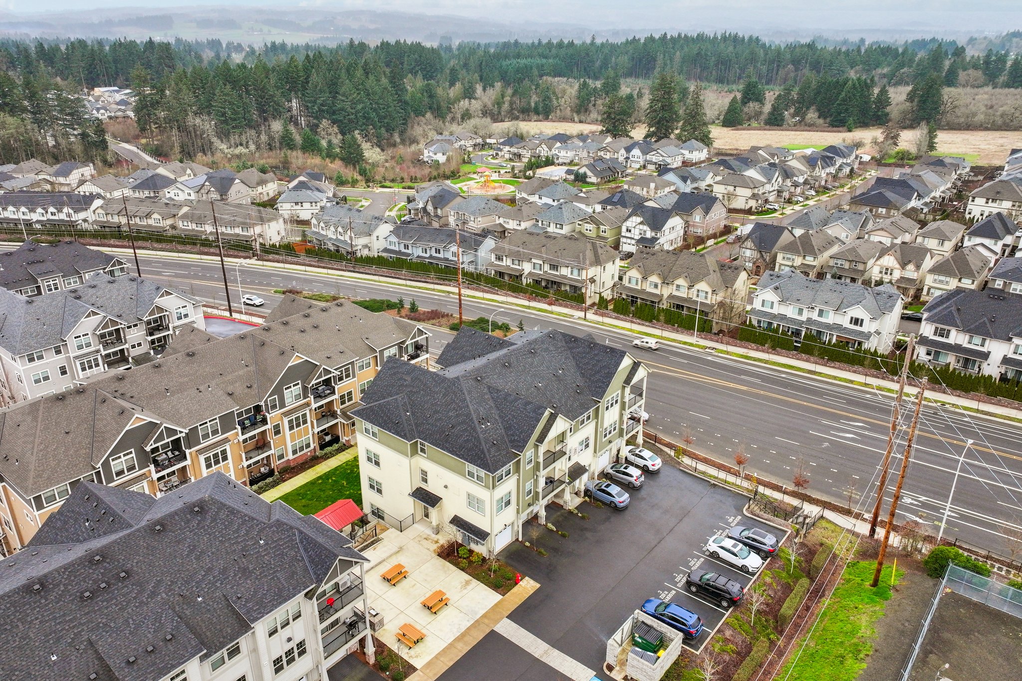 SW Snowdale St h 102-S1402-041.jpg