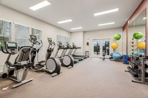 SW Snowdale St h 102-1402-904.jpg