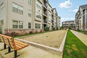 SW Snowdale St h 102-1402-909.jpg