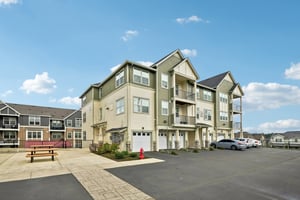 SW Snowdale St h 102-S1402-003.jpg