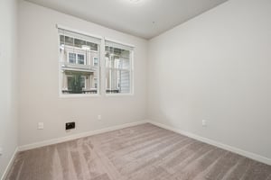 SW Snowdale St h 102-S1402-021.jpg