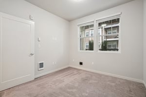 SW Snowdale St h 102-S1402-023.jpg