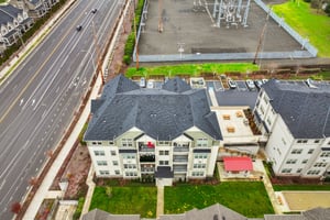 SW Snowdale St h 102-S1402-043.jpg