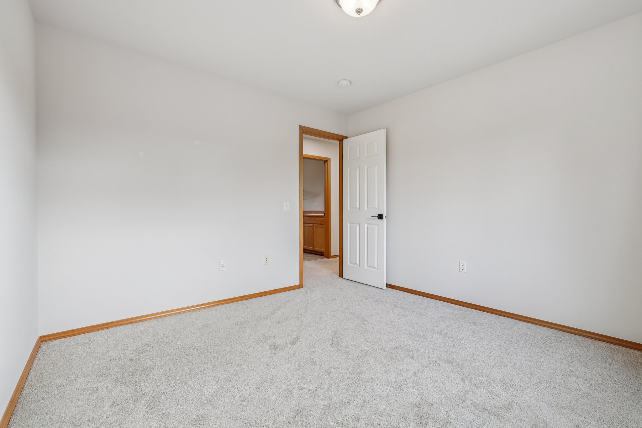 144th Pl SW-S0910-036.jpg