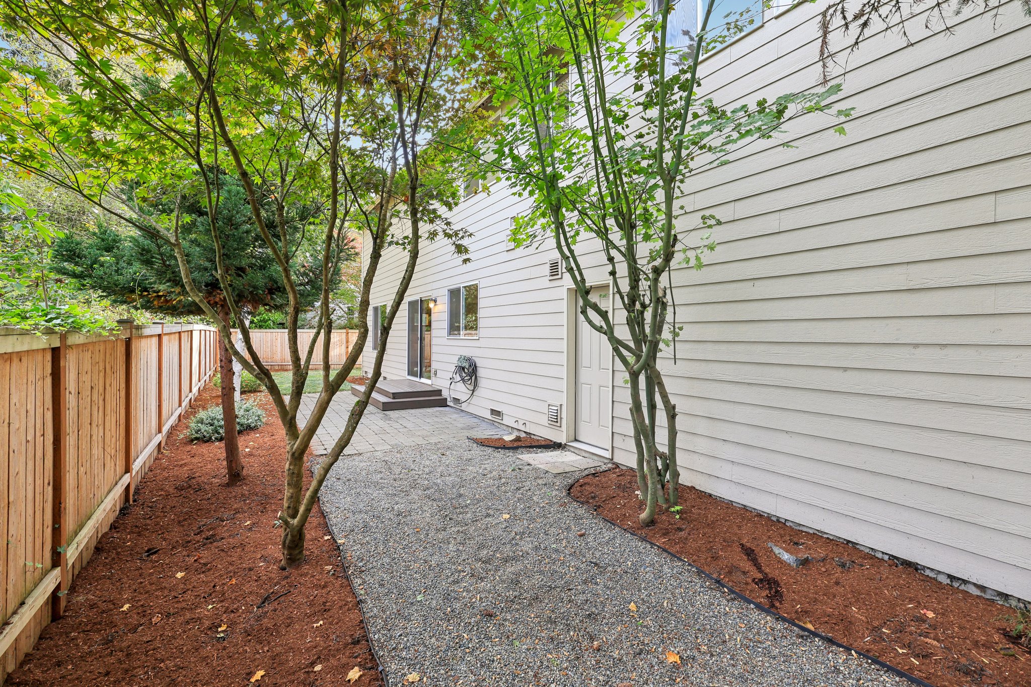 144th Pl SW-S0910-044.jpg