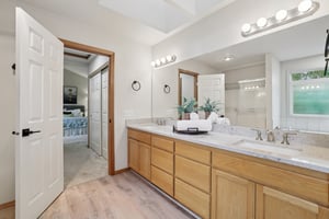 144th Pl SW-S0910-028.jpg