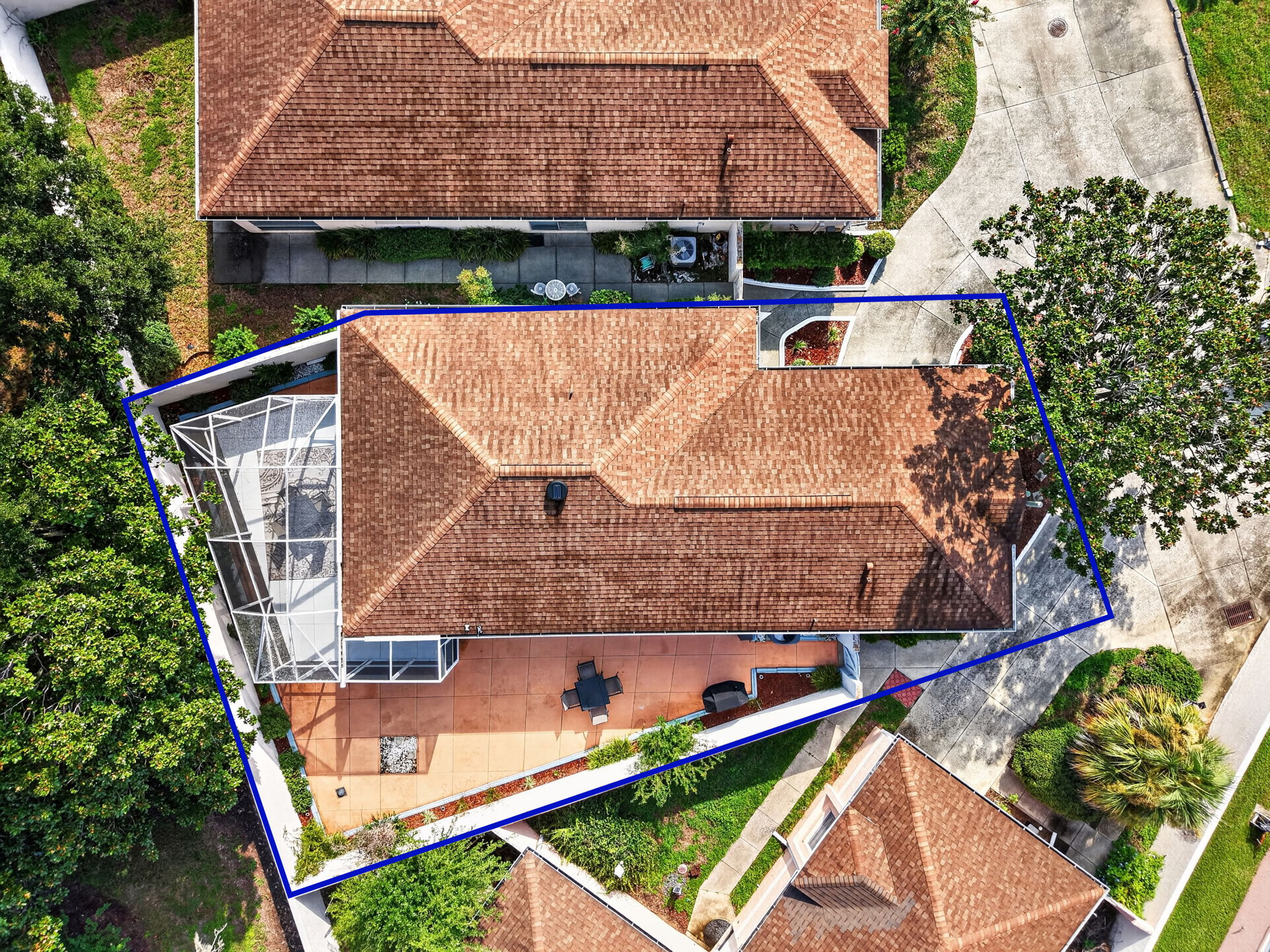 Aerial with Property Lines and PRIVATE Courtyard with ROOM FOR A POOL!