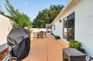 Expansive 20'x56' Side Courtyard with ROOM FOR A POOL!