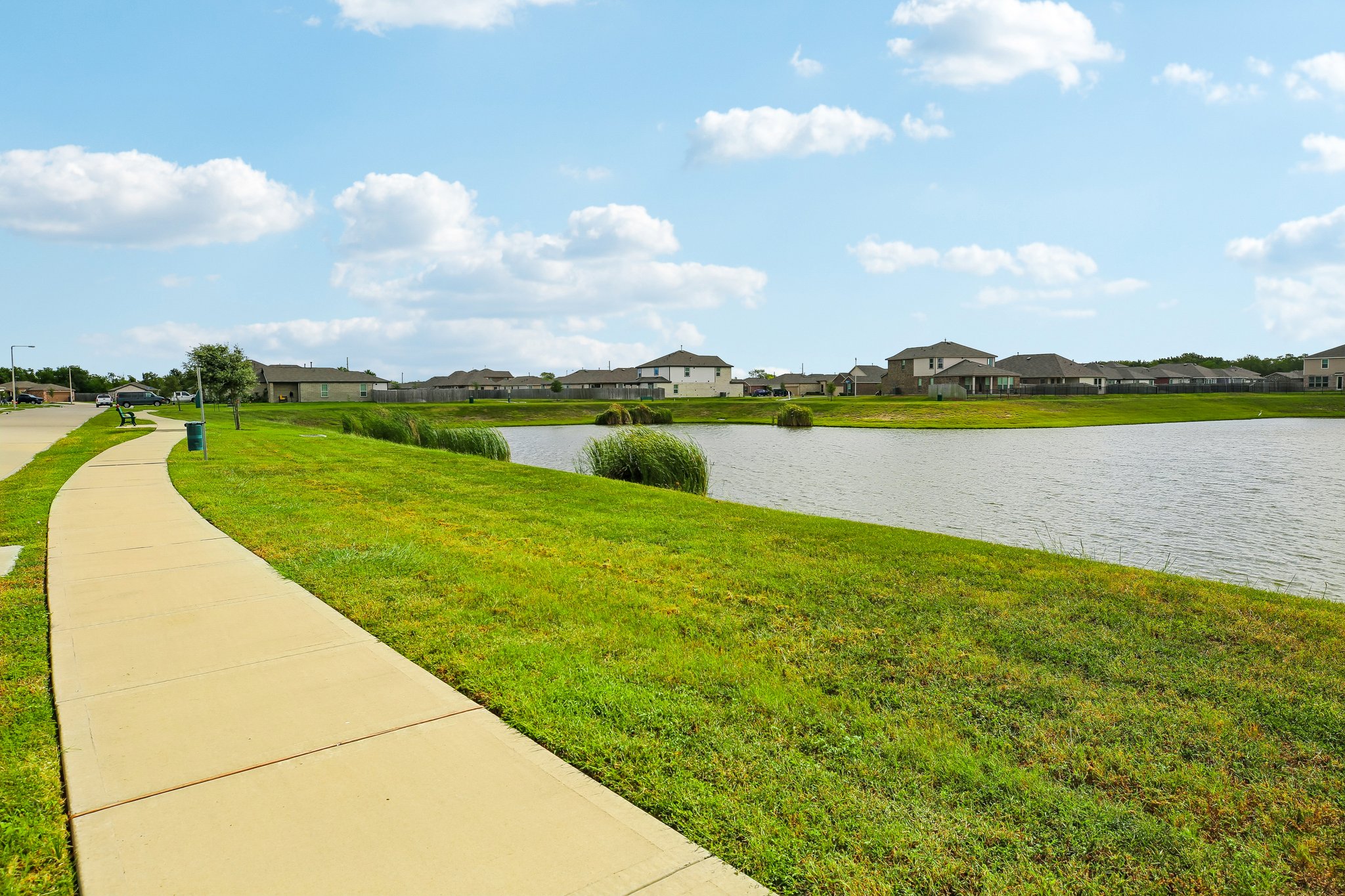 Vista Luna Dr-1410-902.jpg