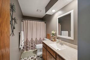 13th Ave-S0907-039r.jpg