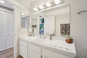 Herrin St-S2702-031.jpg