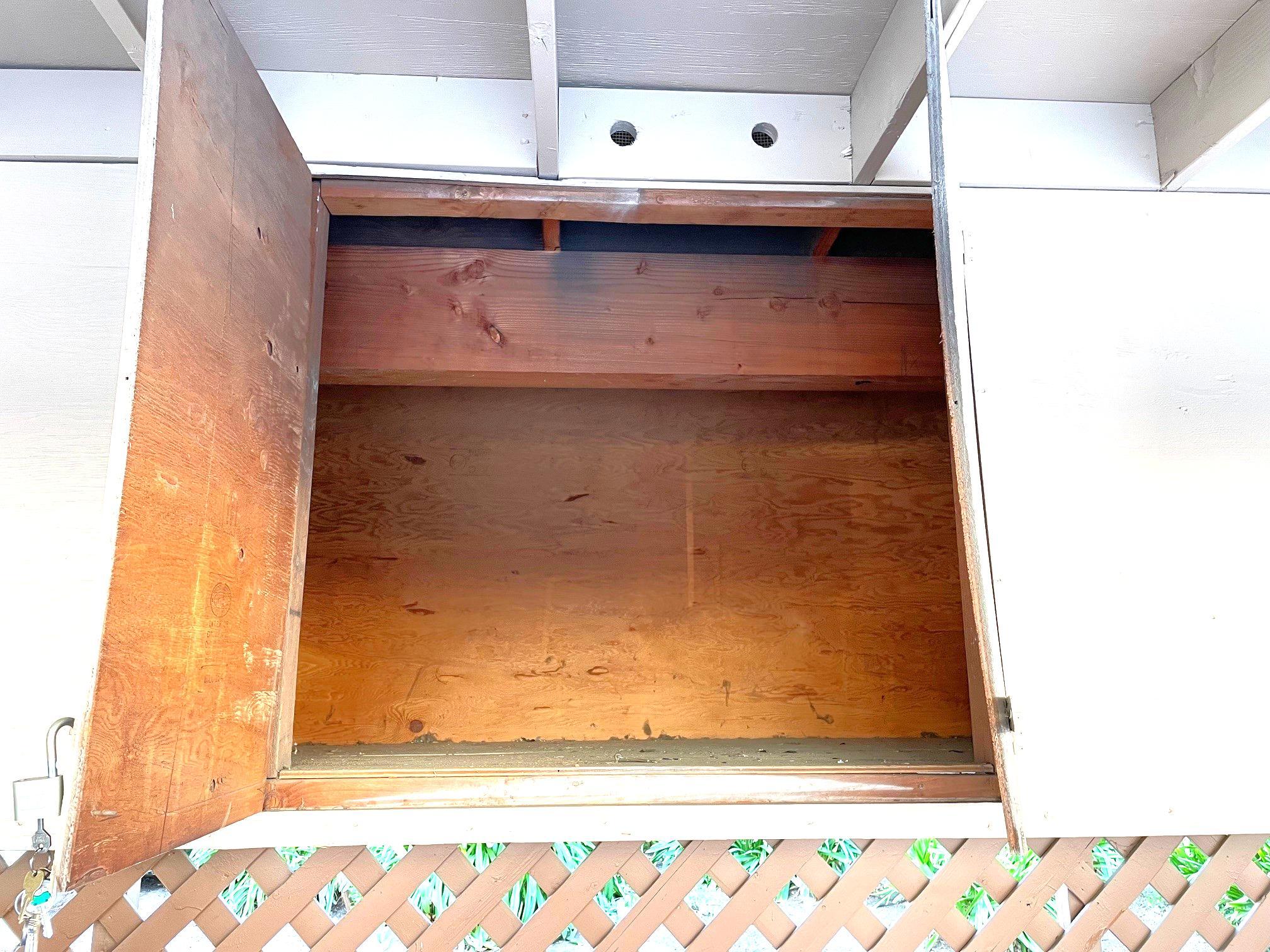 Private storage above carport space