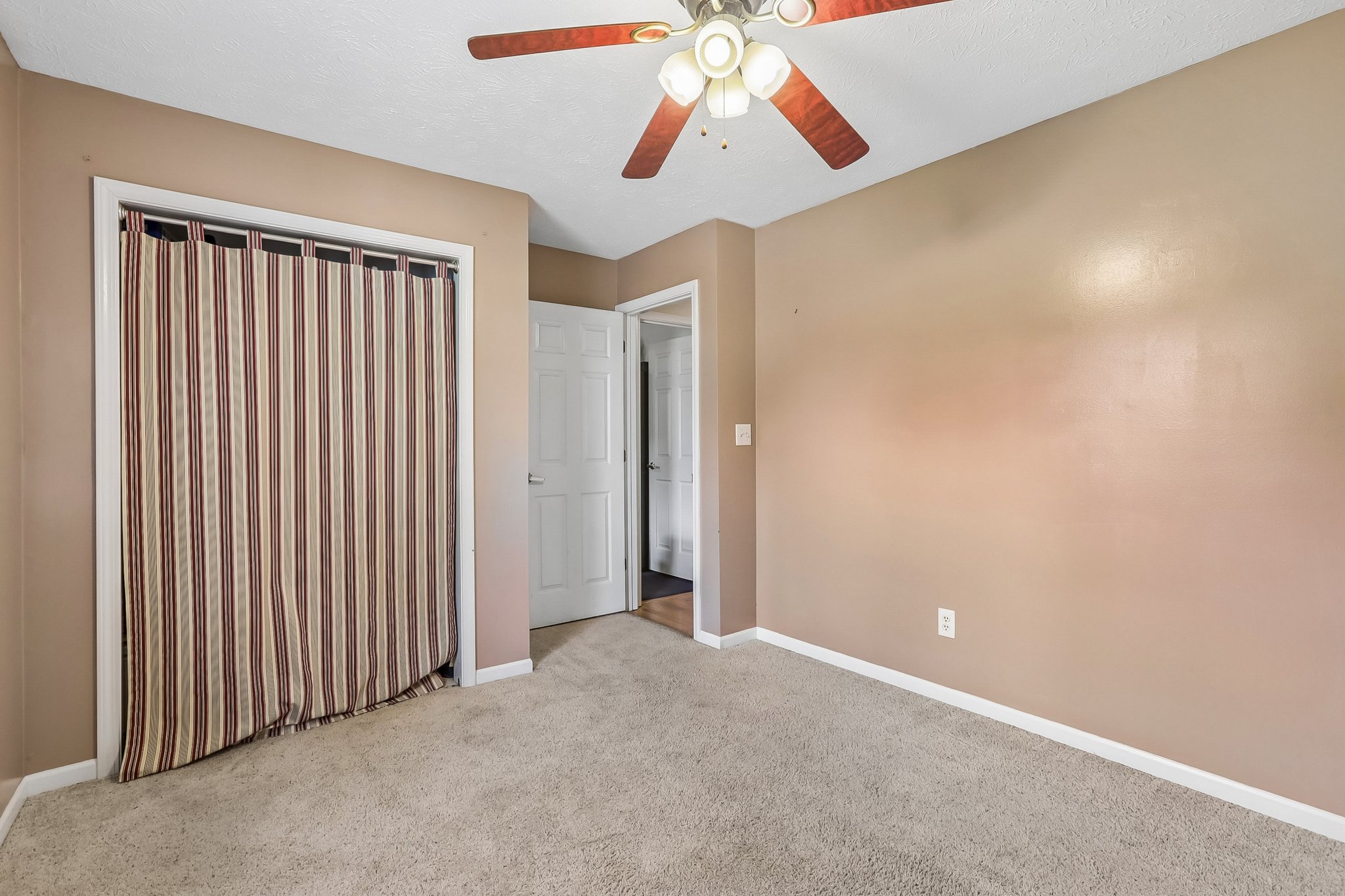 Acorn Rd-S1007-028.jpg