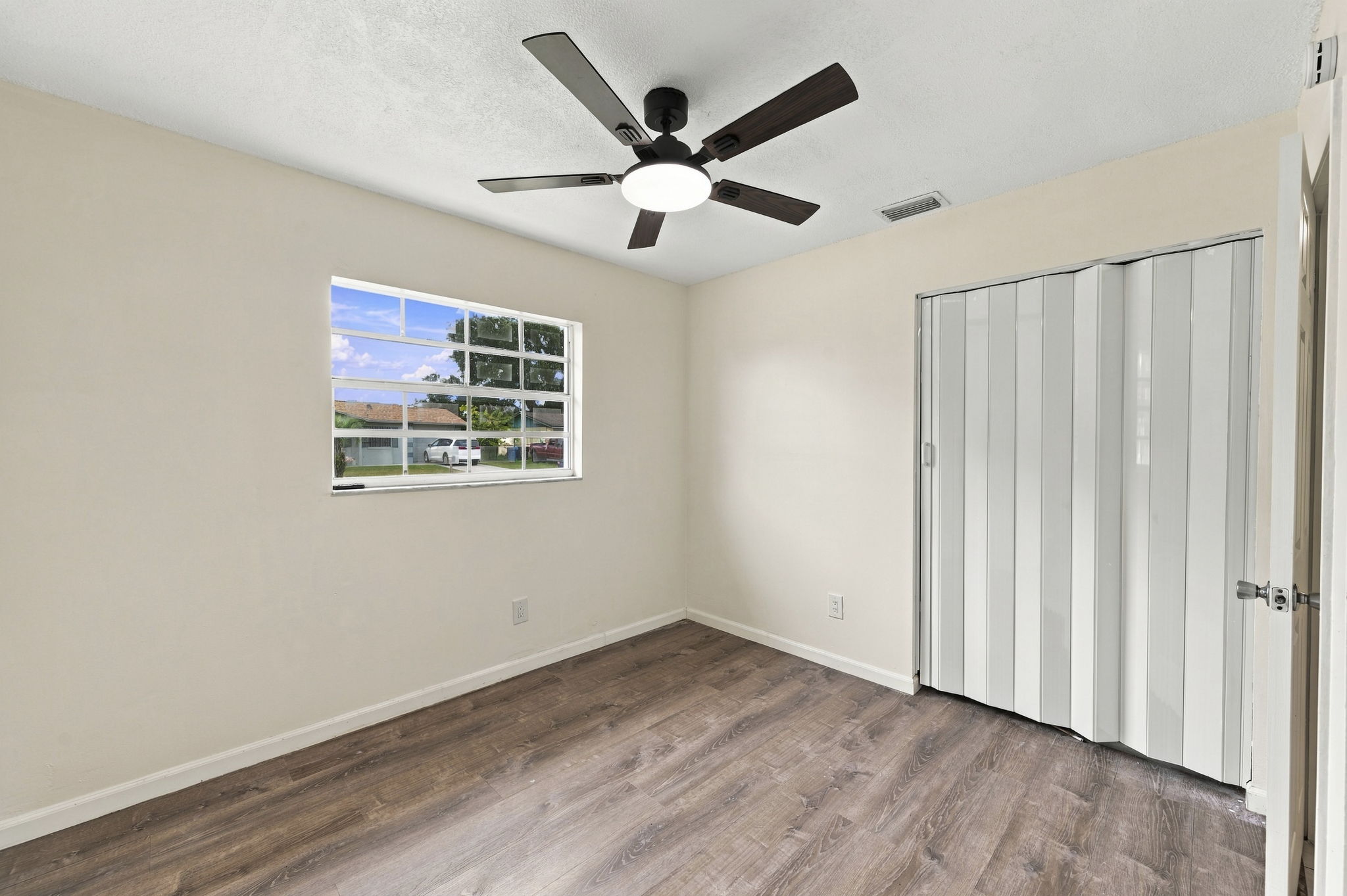 1719 Julian Ln Dr (5)