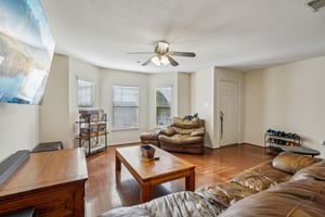 Redwing Pines Dr-008.jpg