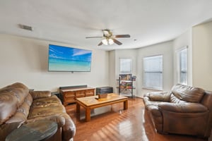 Redwing Pines Dr-011.jpg
