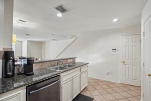 Redwing Pines Dr-017.jpg