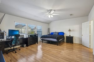 Redwing Pines Dr-029.jpg