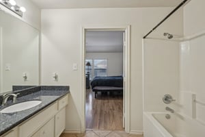 Redwing Pines Dr-031.jpg