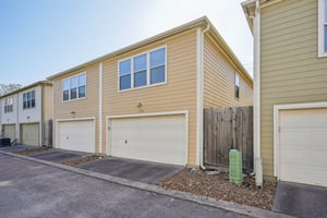 Redwing Pines Dr-035.jpg