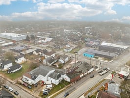 Southeastern Ave-S2211-025.jpg