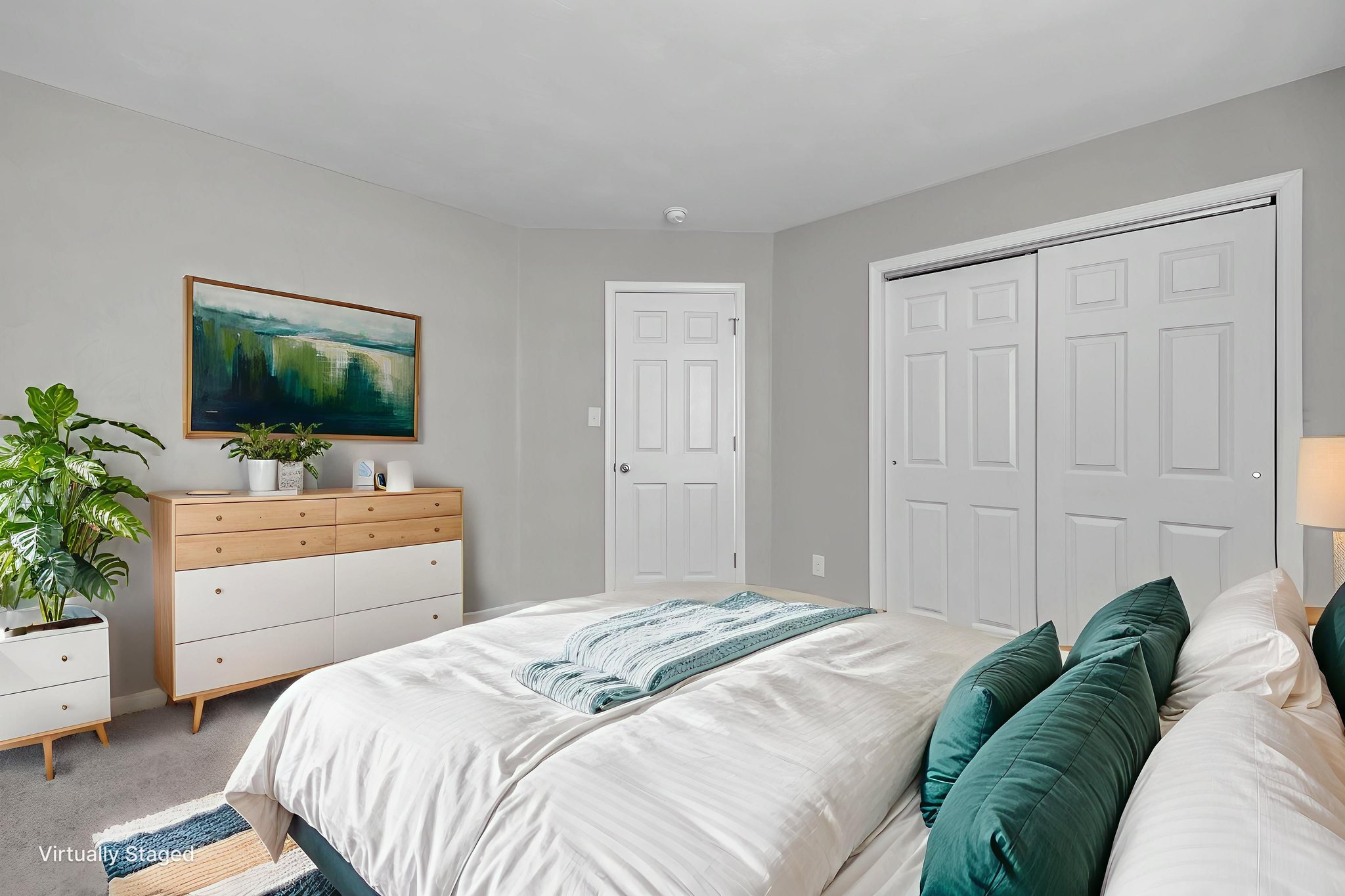 DSC_6972 virtually staged.jpeg