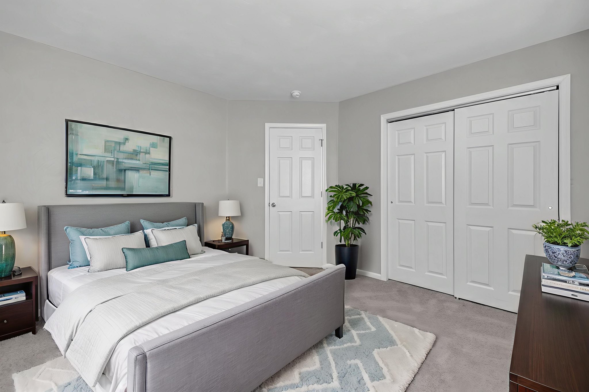 DSC_6972 virtually staged.jpeg