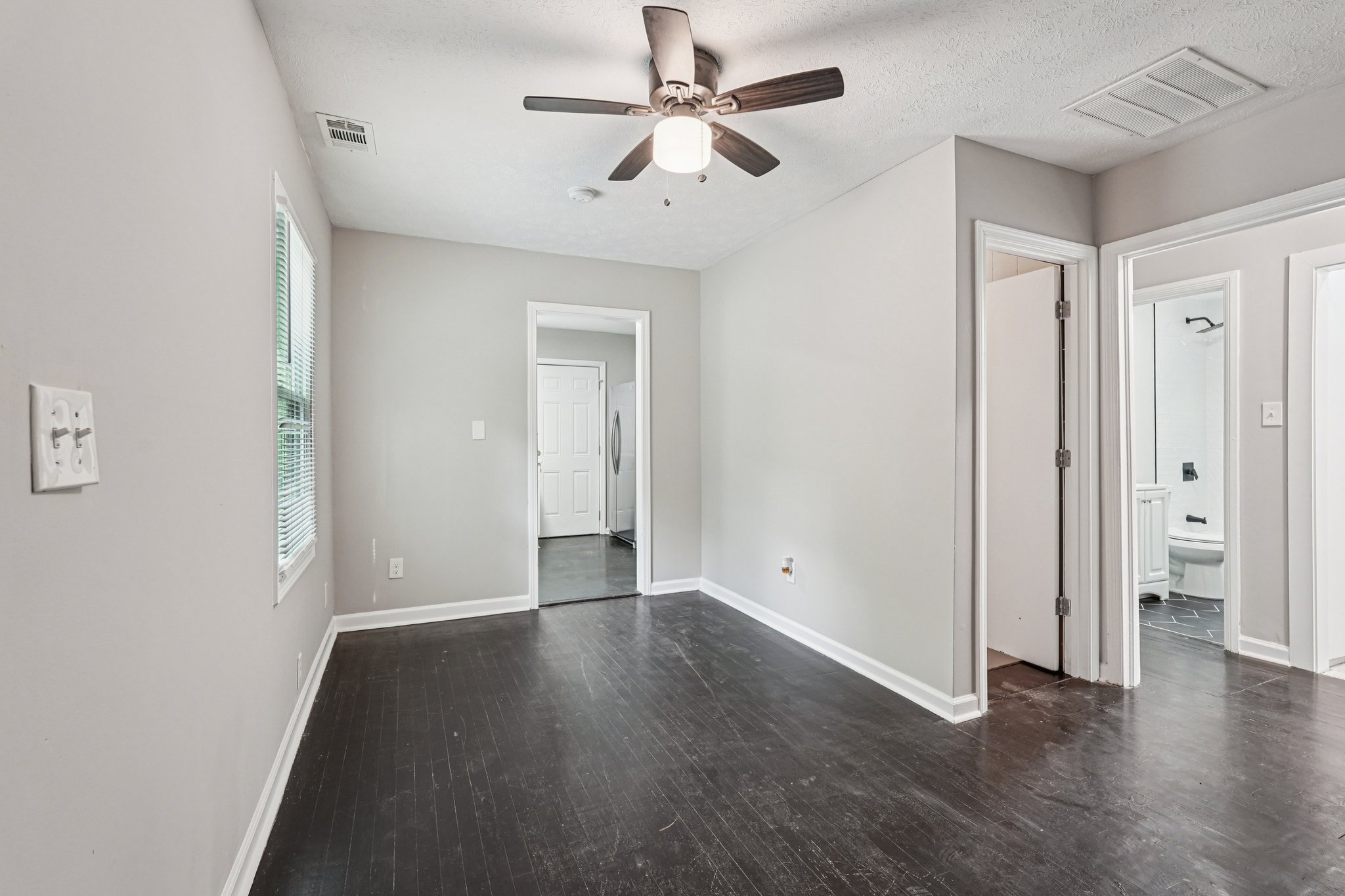 Meador Way SE-S0604-006.jpg