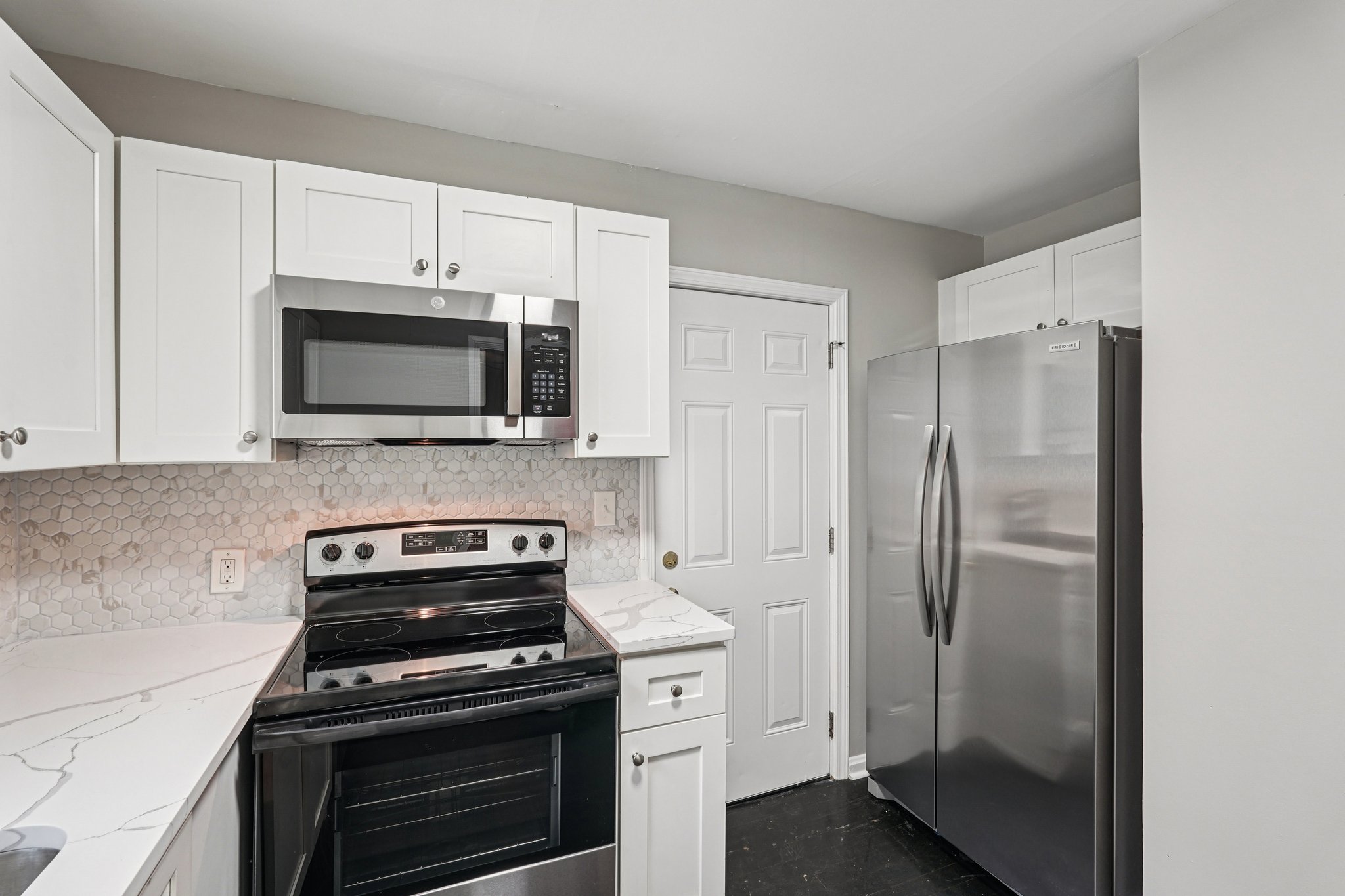 Meador Way SE-S0604-012.jpg