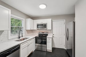 Meador Way SE-S0604-009.jpg