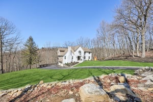 Private setting, quiet street