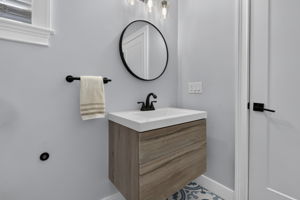  Photo 23