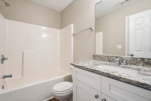Summit View Dr-S1010-021.jpg