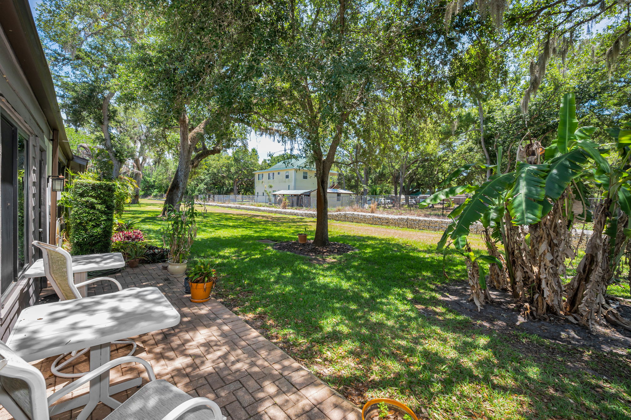 Patio2