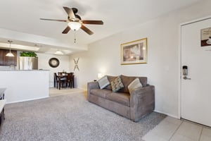 1720 E Thunderbird Rd - 004.jpg