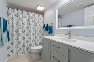 1720 E Thunderbird Rd - 015.jpg