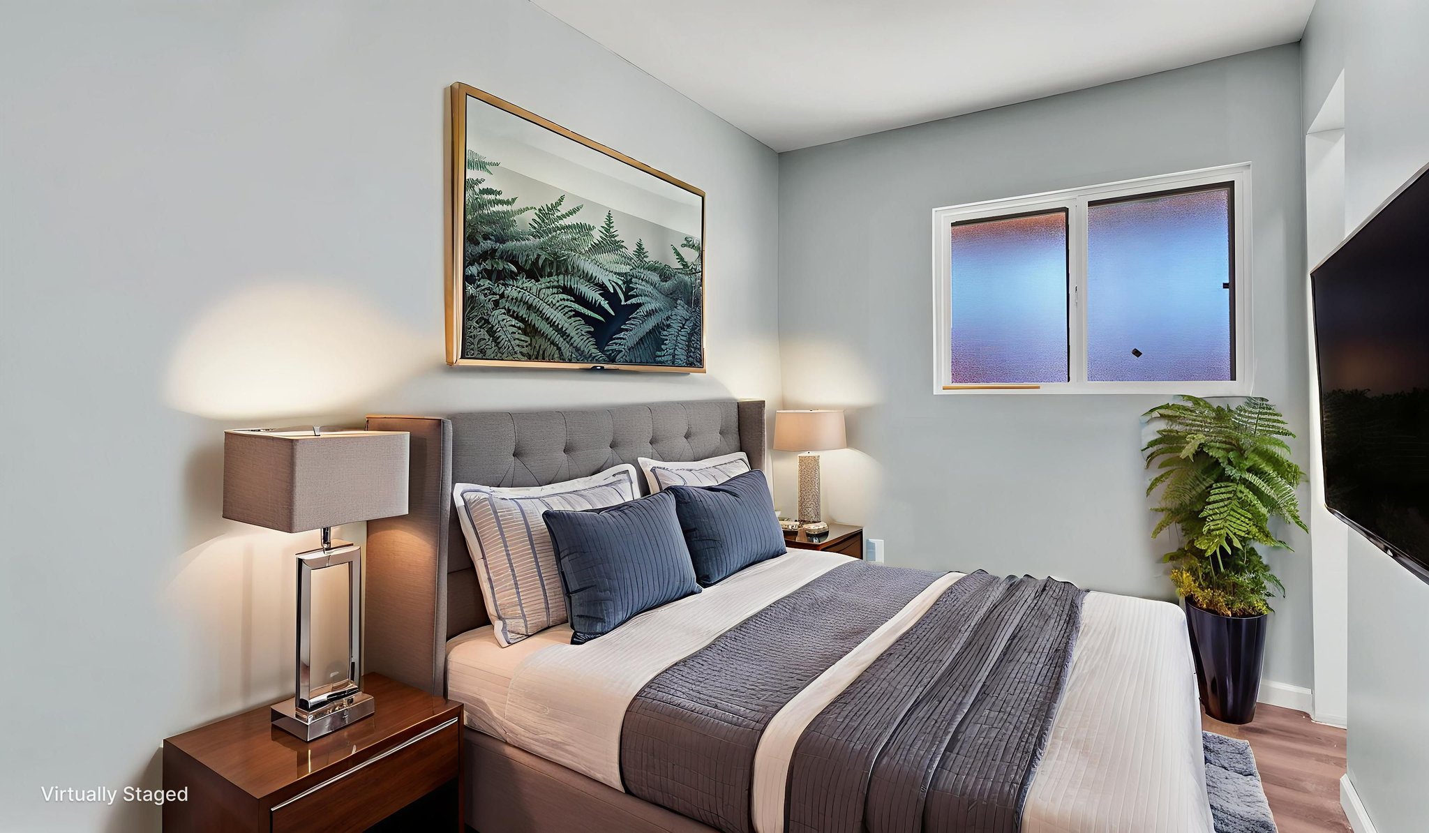 DSC07289 virtually staged.jpeg