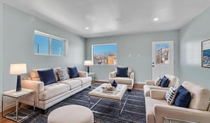 DSC07322 virtually staged.jpeg