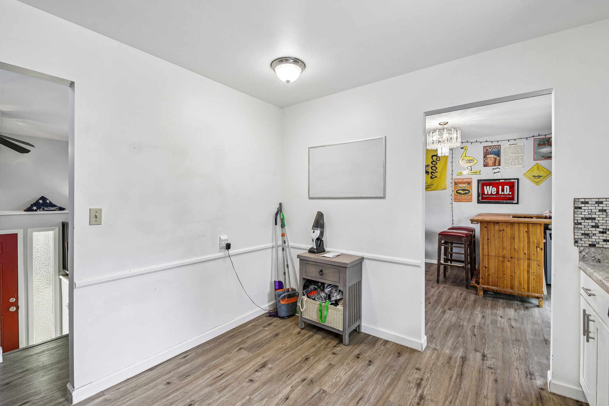 Springfield Dr-S2804-010.jpg