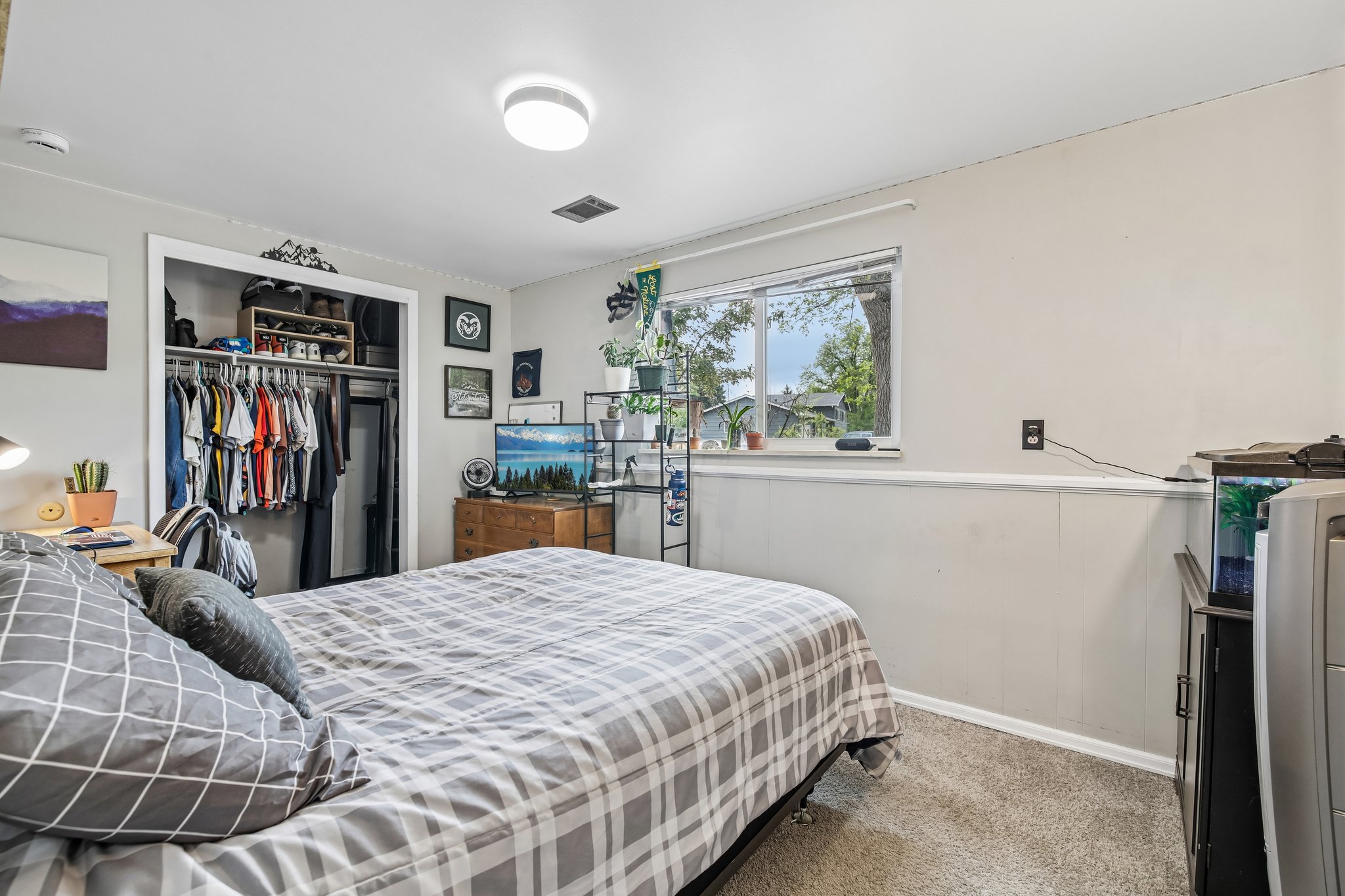 Springfield Dr-S2804-015.jpg