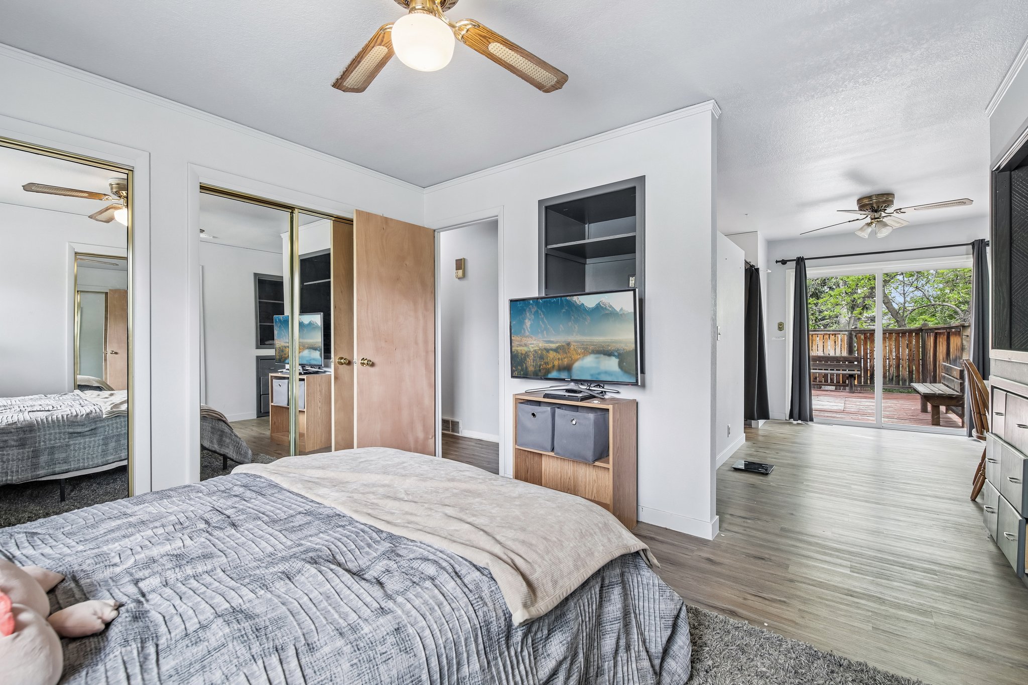 Springfield Dr-S2804-022.jpg