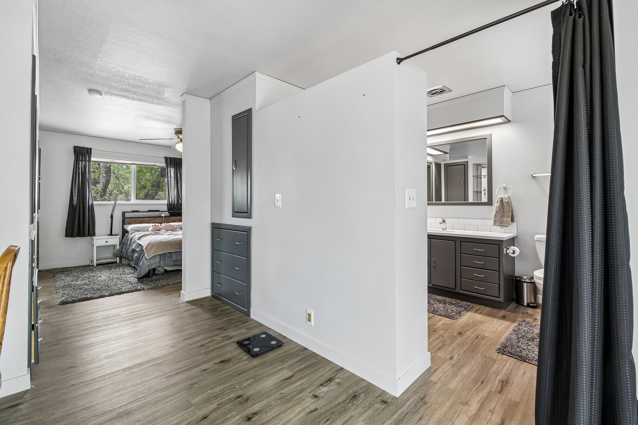 Springfield Dr-S2804-024.jpg