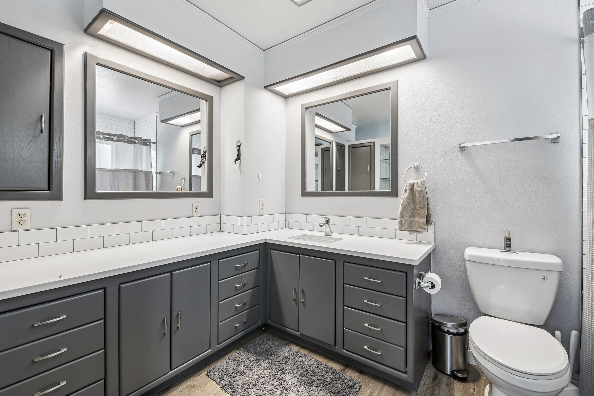 Springfield Dr-S2804-025.jpg