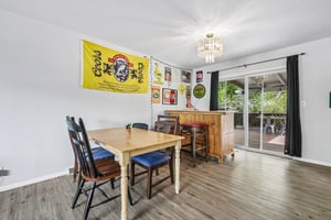 Springfield Dr-S2804-007.jpg