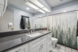 Springfield Dr-S2804-017.jpg