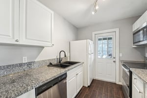 W Arch St-3004-013.jpg